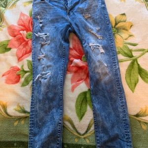 American Eagles Flexible ripped Skinny jeans